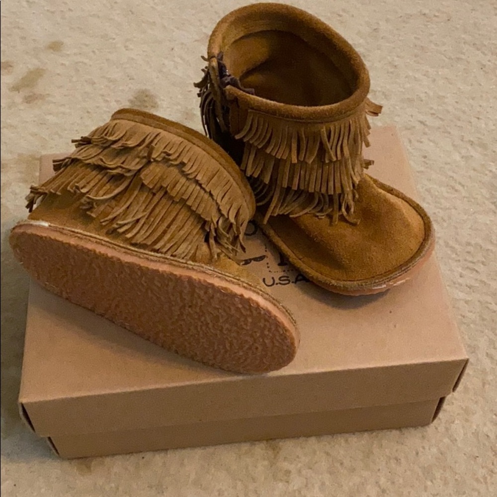 Toddler 5 Tan Moccasins